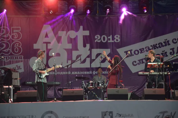 Суміш джазу, хіп-хопу та літа: у Луцьку завершився «Art Jazz 2018» (фото)