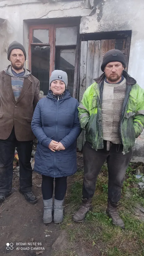 Не мають ліжок, документів та одягу: збирають допомогу братам-сиротам з Волині (фото, відео)