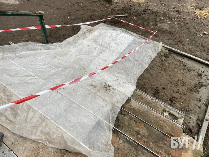 На Волині вандали пошкодили сходи нової благодійної їдальні (фото)