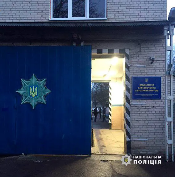 Обшуки у волинській поліції: правоохоронці створили СТО і «заробляли» на держзакупівлях