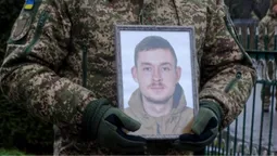 На Волині попрощалися з 25-річним воїном Віктором Сохацьким (фото)