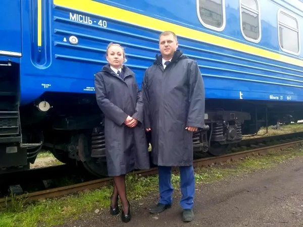 В «Укрзалізниці» видали нову форму для провідників (фото)