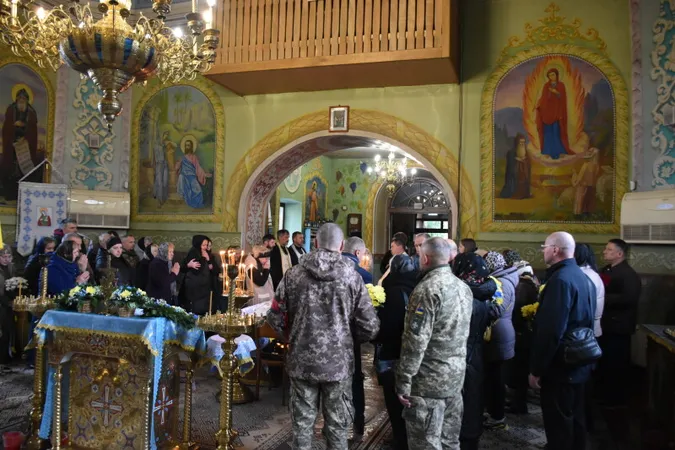 У Луцьку в останню дорогу провели Героя Миколу Харічева (фото)