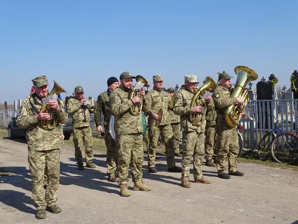 На Волині попрощалися із захисником Миколою Луцюком (фото)