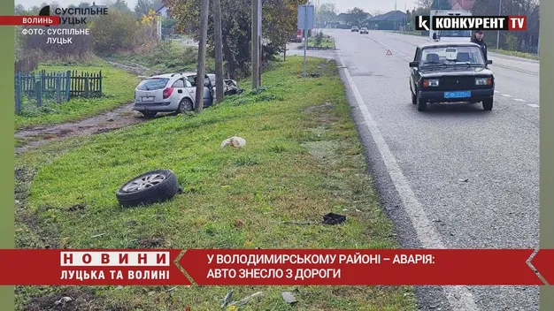 Двоє людей – у лікарні: деталі ранкової аварії у Володимирському районі (відео)