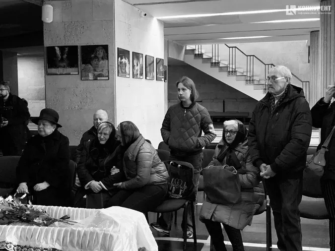У Луцьку провели в останню путь актора Олександра Якимчука (фото)