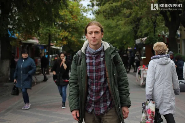 Що приховують лінії наших рук. Розмова з хіромантом із Луцька (інтерв'ю)