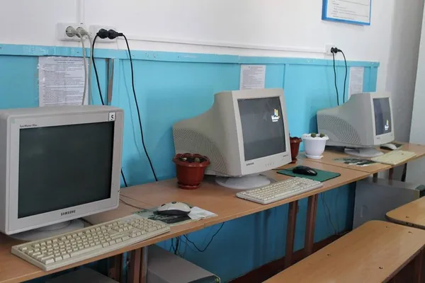 На Волині діти перестали ходити до школи через аварійні приміщення (фото) 