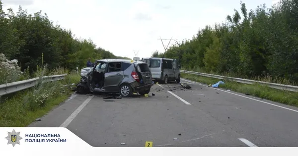 24-річний водій виїхав на зустрічну: у Луцькому районі в ДТП загинули дві жінки (фото)
