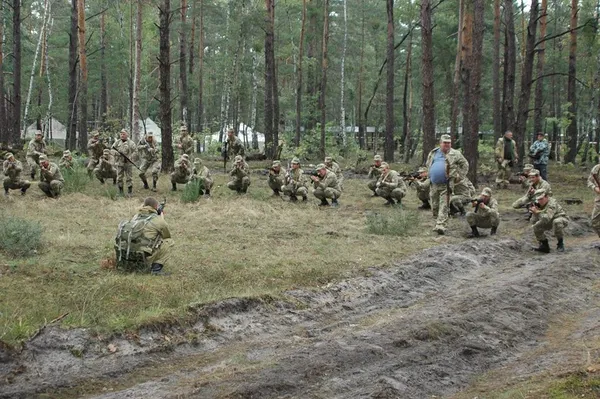 Вхід заборонено: у волинському лісі - стрільби та гранатометання (фото)