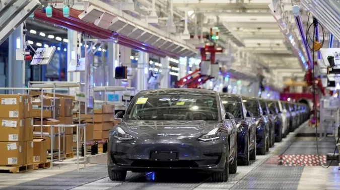 Tesla сенсаційно втратила лідерство на ринку електромобілів