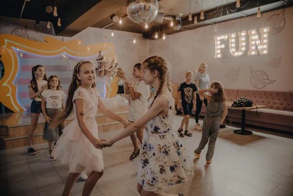 РЦ «Промінь» продовжує запис у «Супер літній табір» (фото)*