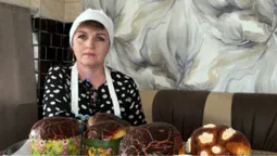 Прикордонниця з Волині випікає паски за старовинним рецептом бабусі (фото, відео)