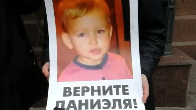 Українську дитину утримують у посольстві Данії «всупереч усім правилам і нормам», – міністр закордонних справ (фото)