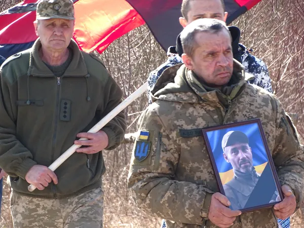 На Волині попрощалися із захисником Миколою Луцюком (фото)