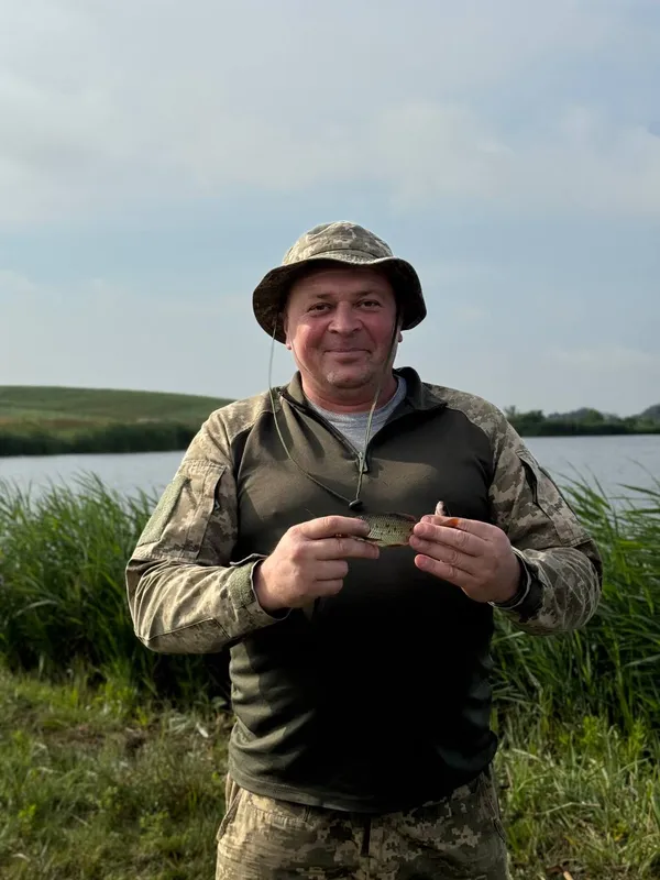 «Не зі зброєю, а з вудками в руках»: на Волині провели чемпіонат з риболовного спорту серед ветеранів (фото)