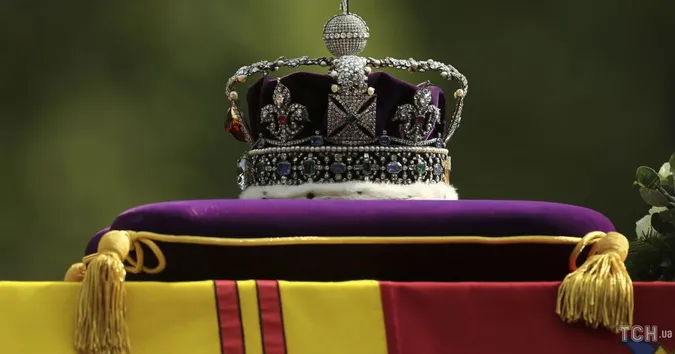 Який із монархів правив найдовше в історії