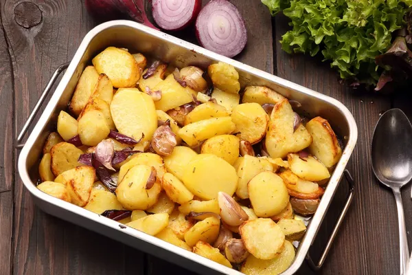 Які продукти не можна зберігати разом
