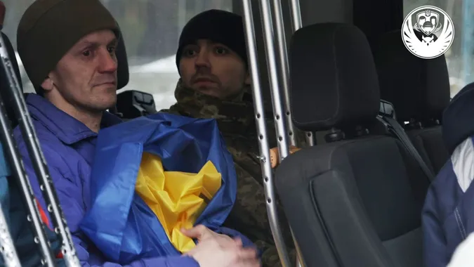 В Україну повернули 25 хворих і поранених полонених (фото)