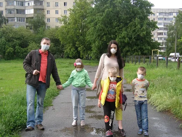 Лучани просять владу повернути місту чисте повітря (фото)