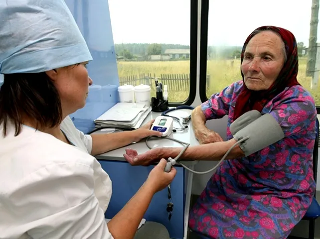 Влада хоче підняти рівень сільської медицини