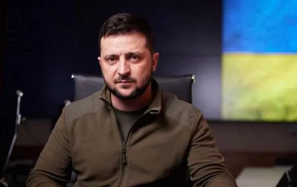 Зеленський закликав біженців повертатися до України