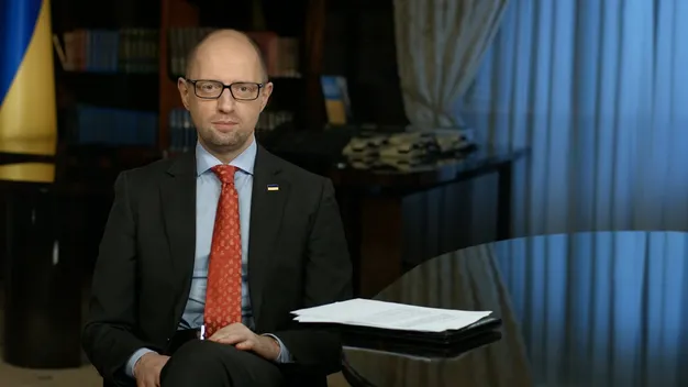 Вкрадені «сім’єю» Януковича 1,5 мільярда доларів підуть на армію та соцстандарти, – Яценюк