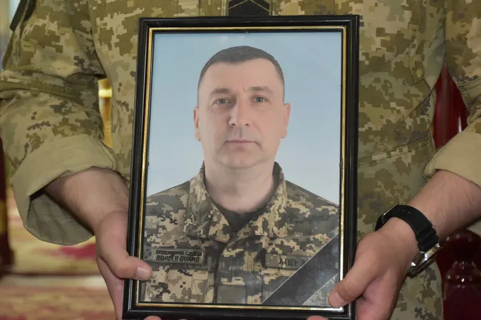 У Луцькому районі попрощалися із прикордонником Віталієм Півчуком (фото)