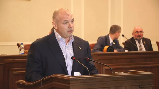 Палиця скликає на бізнесовий форум