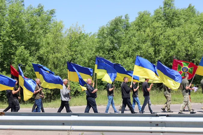 Біль і сльози: на Волині попрощалися з молодим снайпером Вітарієм Шереметою, який загинув на Харківщині
