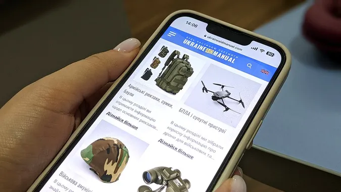 В Україні розробили «Методичку волонтера»: як працює і для кого (відео)