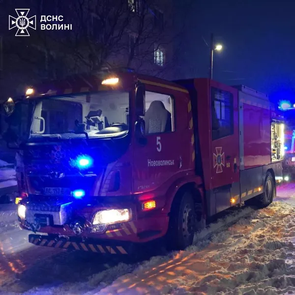 Смертельна пожежа у Нововолинську: одного чоловіка врятували, ще один загинув