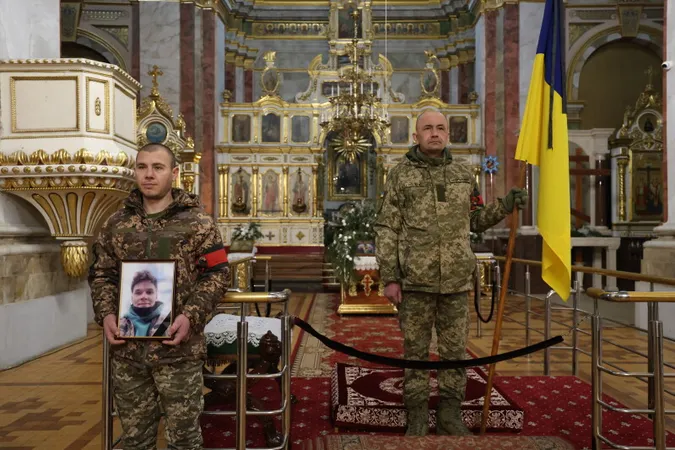 У Луцьку попрощалися з молодим Героєм Михайлом Трофимуком (фото)