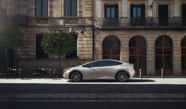 Нова Toyota Prius 2023 року демонструє потужність, а не економію палива