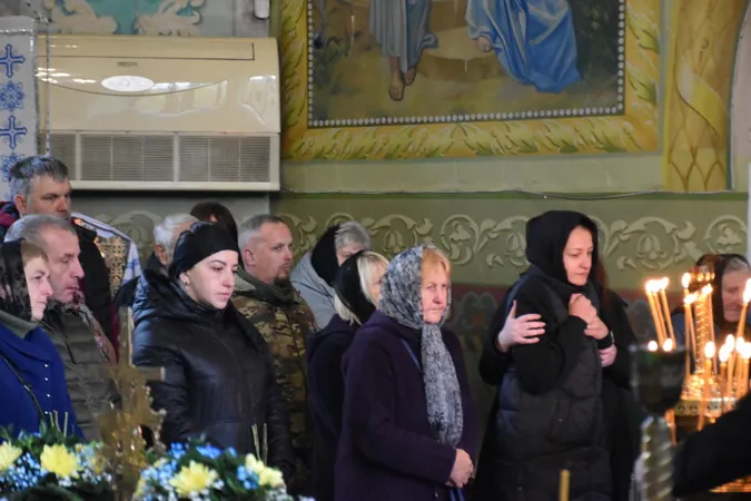 У Луцьку в останню дорогу провели Героя Миколу Харічева (фото)