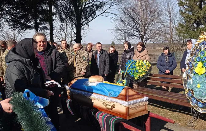 На Волині попрощалися із Героєм Олегом Пастуховим (фото, відео)