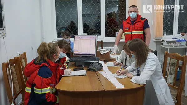 «Заживе, як на собаці»: репортаж з травмпункту луцької лікарні (фото)