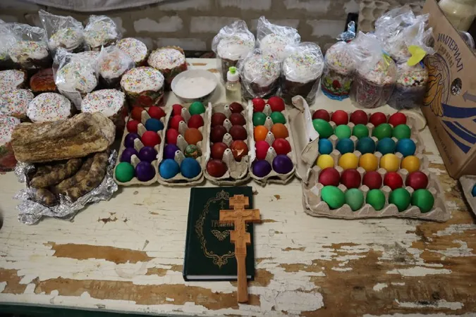 Як бійці Волинської бригади тероборони освячували паски на Сході (фото)