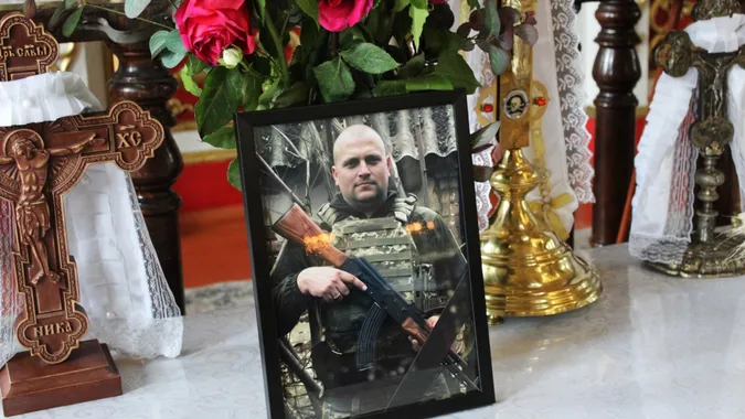 На Волині попрощалися з 25-річним захисником Антоном Хвостюком (фото)