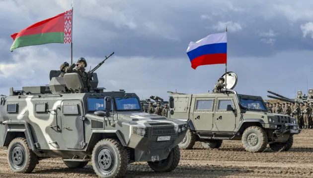 Росія збільшує військову присутність в Білорусі, – розвідка