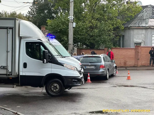 У Луцьку на перехресті Гнідавської та Потебні влупилися автівки