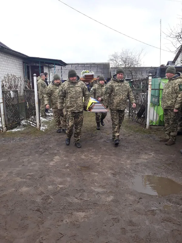 На Волині попрощались із захисником Сергієм Гінчуком (фото)