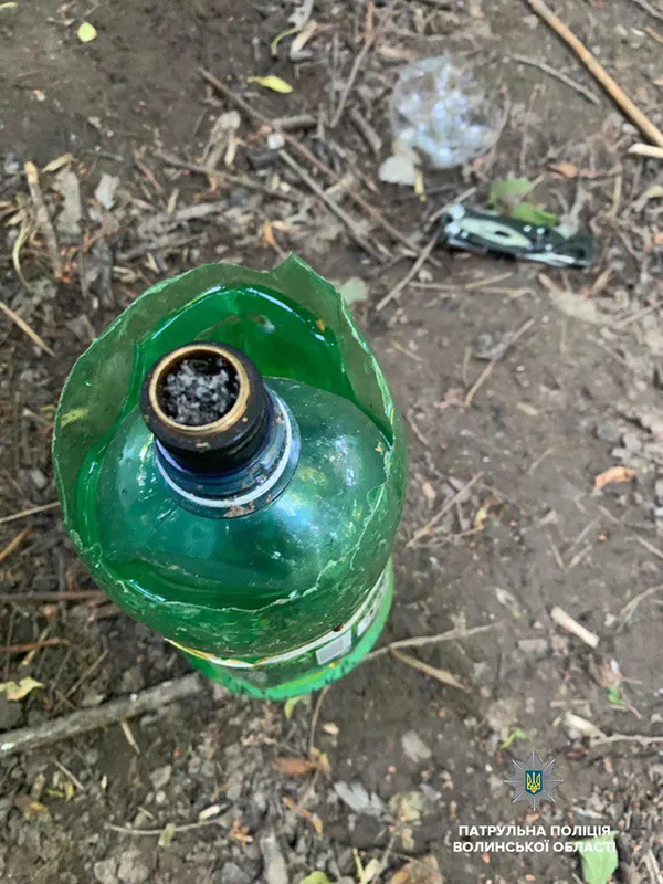 У центральному парку Луцька затримали чоловіка з наркотиками (фото)
