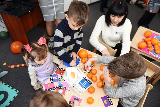 У «Промені» відкривається незвичний сімейний клуб англійської мови (фото)*