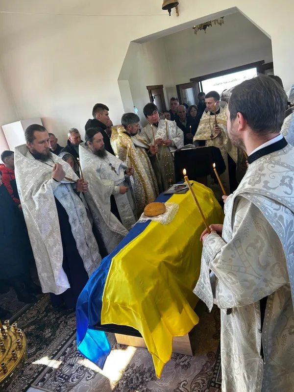 На Волині попрощалися із захисником Анатолієм Сележуком (фото)