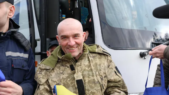 Ще 300 українських воїнів повернулися з ворожого полону додому