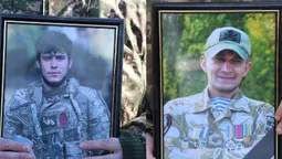 У Луцьку попрощалися із загиблими воїнами Владиславом Петруком та Андрієм Серганчуком (фото)