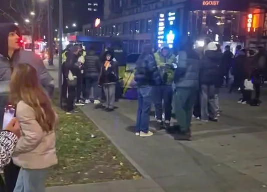 У Луцьку п'яний водій влетів в людей, які стояли на узбіччі (відео)