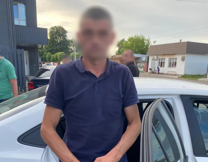 Біля Луцька чоловік намагався зґвалтувати дівчину, яку підвозив (відео)