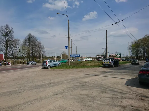 Біля Гаразджі – автомобільний хаос (відео, фото, оновлено) 
